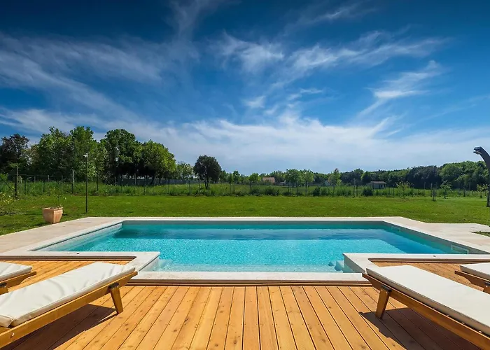 Semesterbostad Campagna *