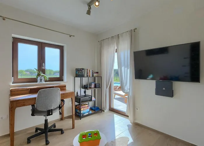 Campagna Semesterbostad Pula